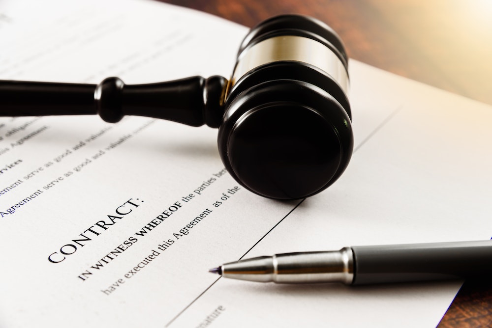 Mettre fin à un contrat de remplacement : conseils d'un avocat