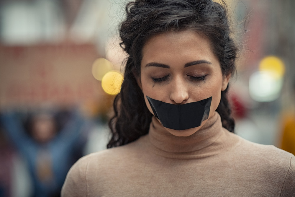 Porter plainte pour harcèlement moral ou sexuel : démarches et conseils d'un avocat